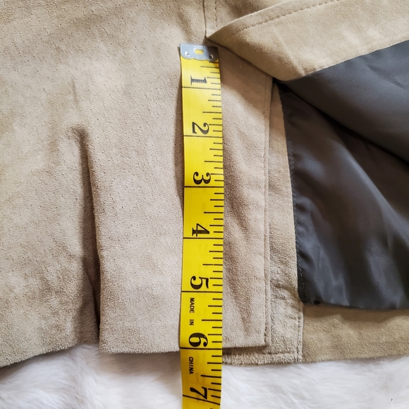 NWT Beige Suede Jacket - Picture 16 of 16